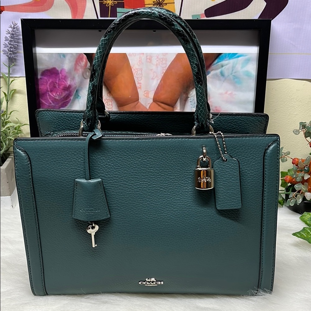 Coach Vintage Zoe Carryall Green Leather Women's Bag